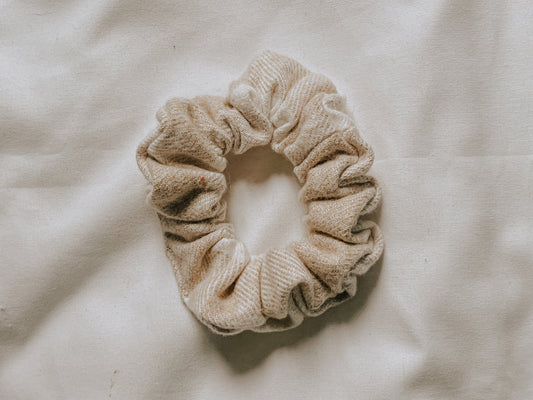 Cream Plaid Scrunchie